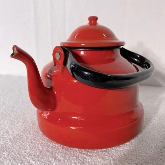 Vintage Red Enamel Kettle Teapot With Handle - Picture 2 of 14